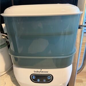 Baby Brezza Sterilizer & Dryer